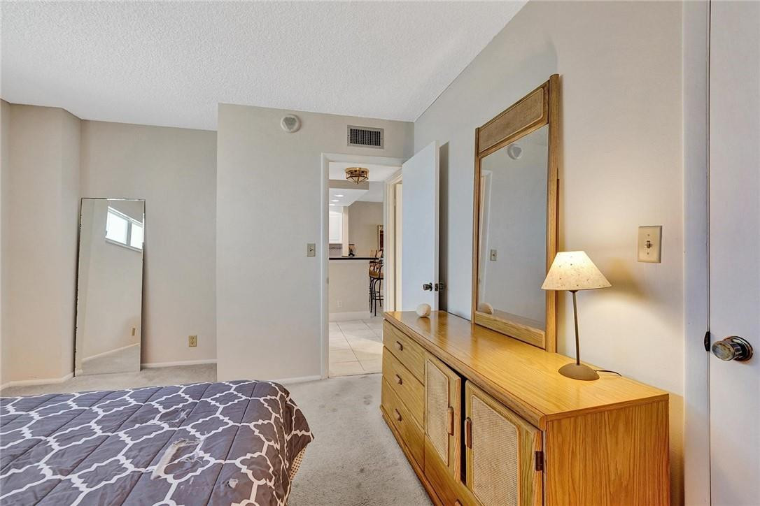 Admiralty Towers - Residential