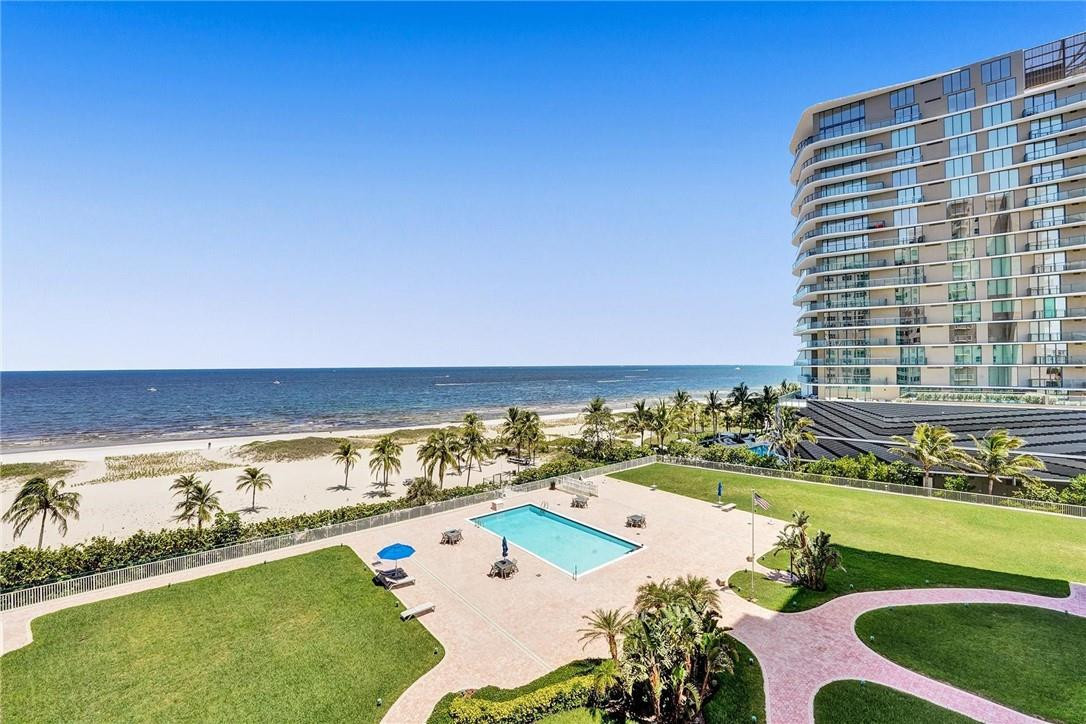 Admiralty Towers - Residential