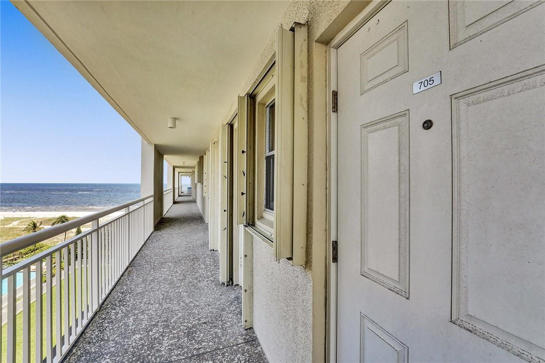 Admiralty Towers - Residential