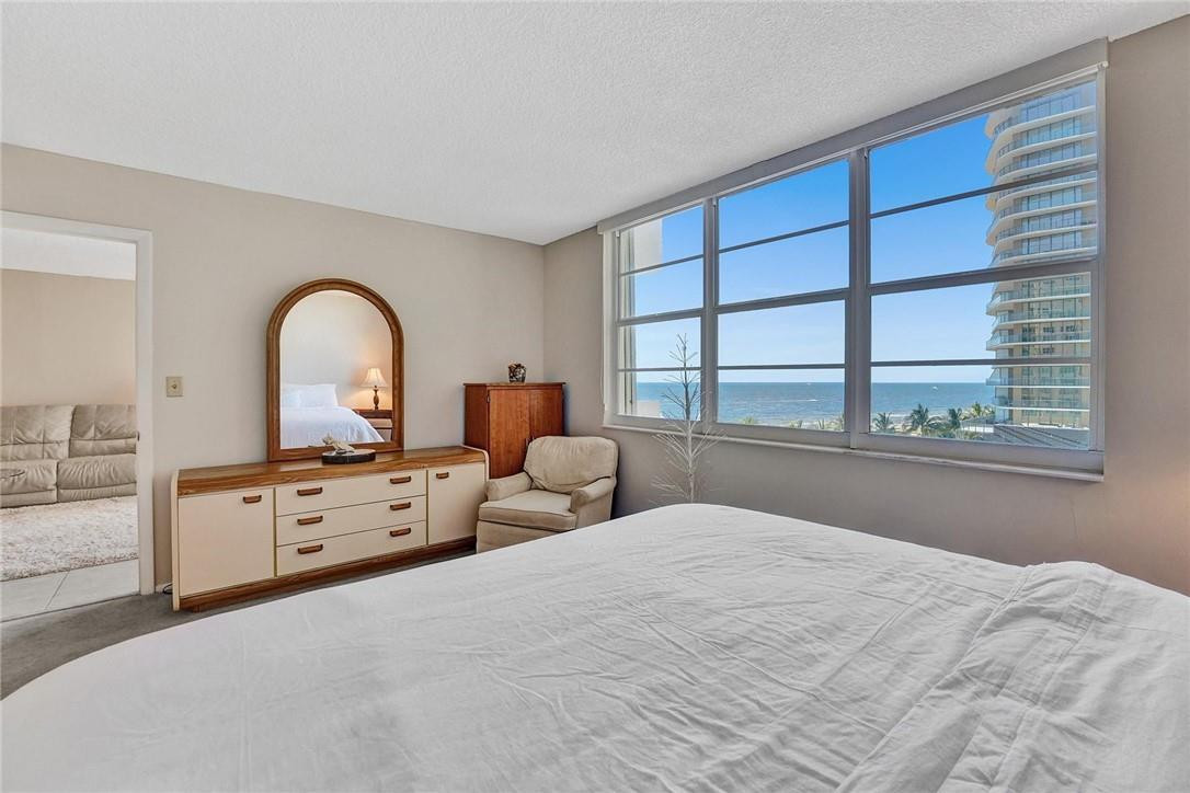 Admiralty Towers - Residential