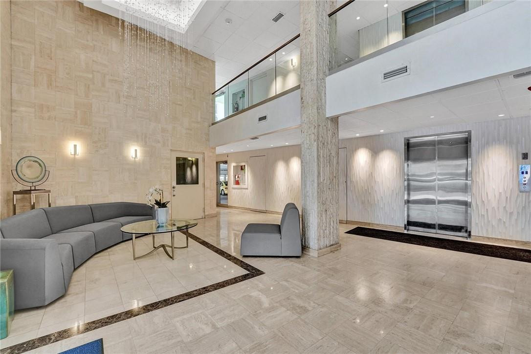 Admiralty Towers - Residential
