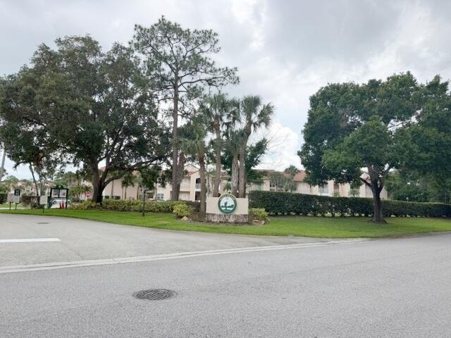 GOLF VILLAS II CONDOMINIUM - Residential