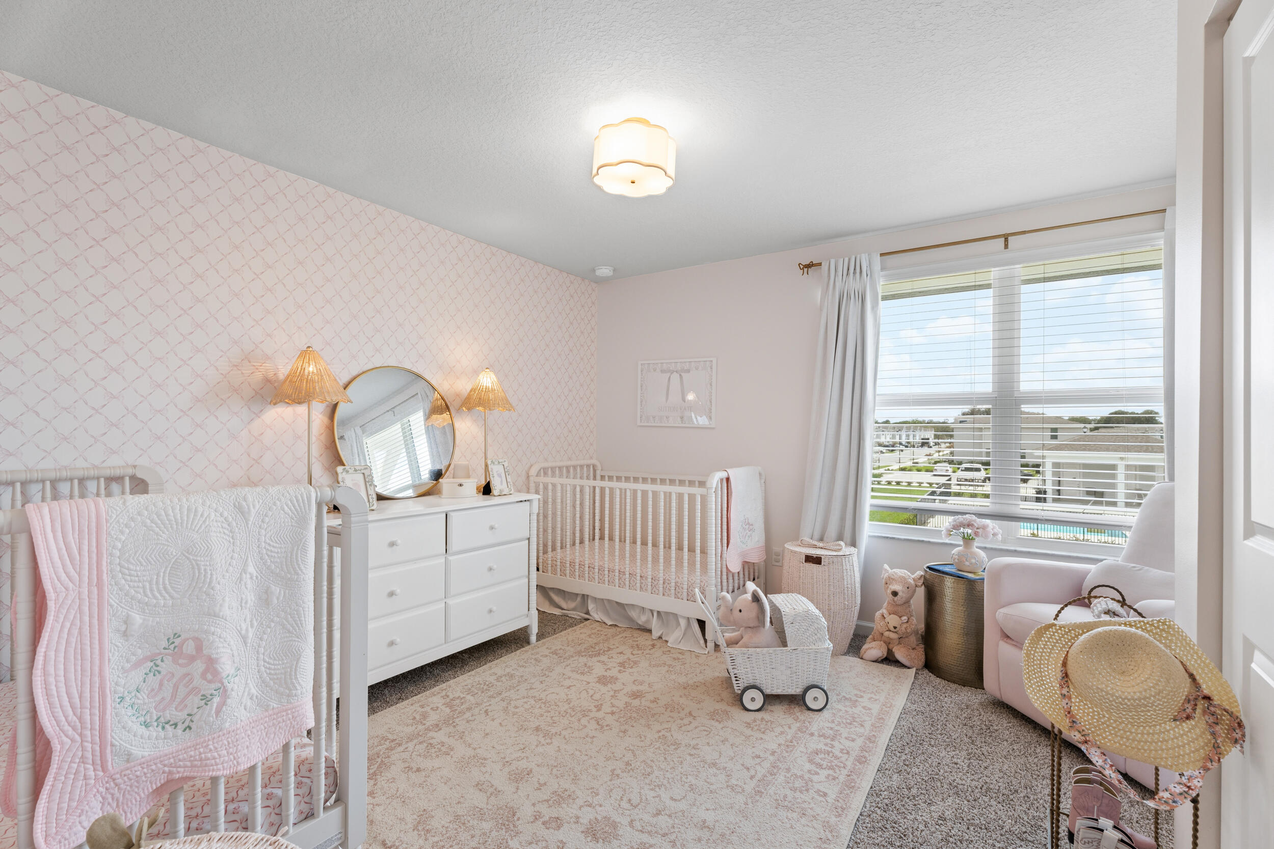 WILLOUGHBY TOWNHOMES PUD - Residential Lease