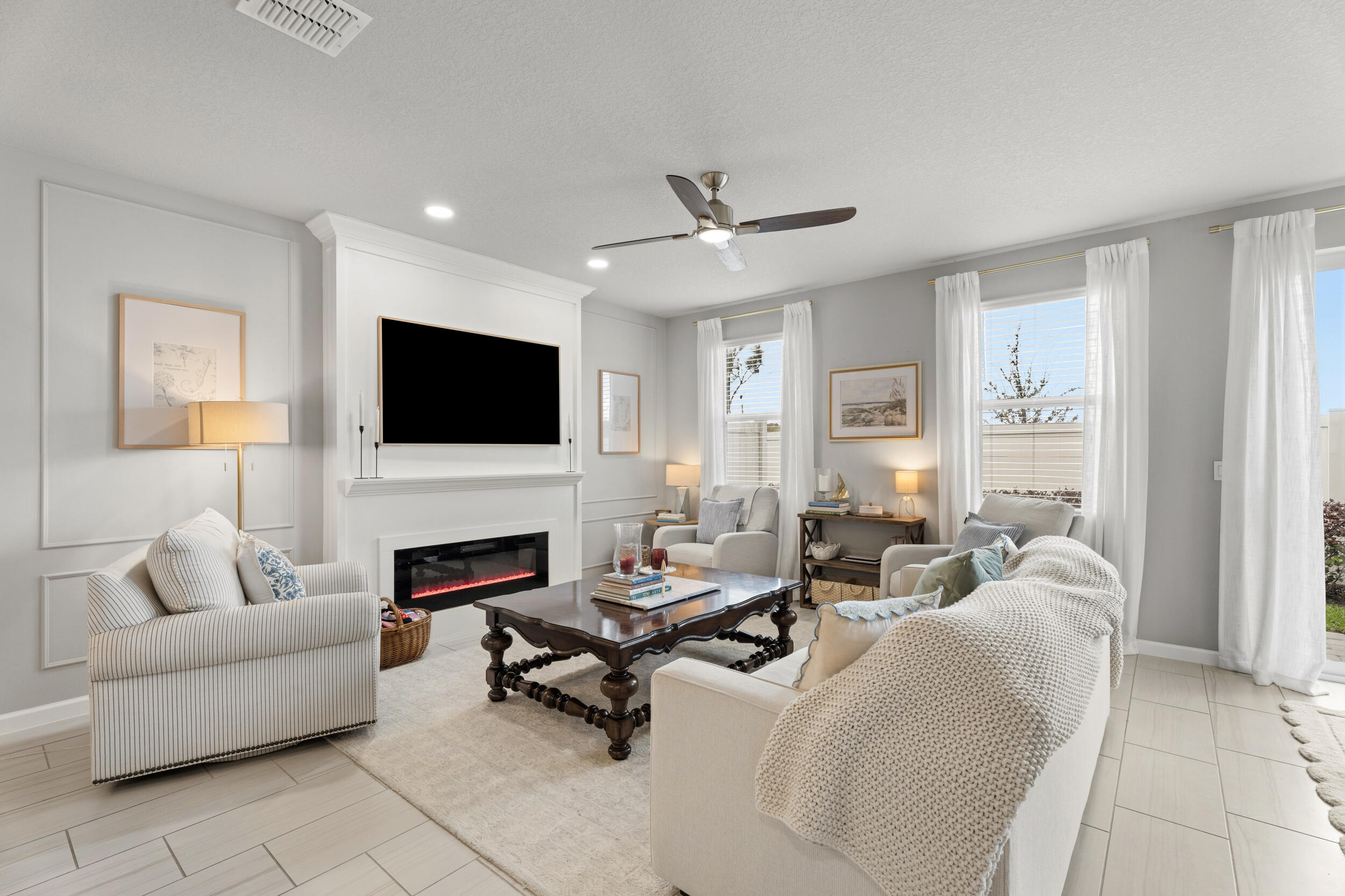 WILLOUGHBY TOWNHOMES PUD - Residential Lease