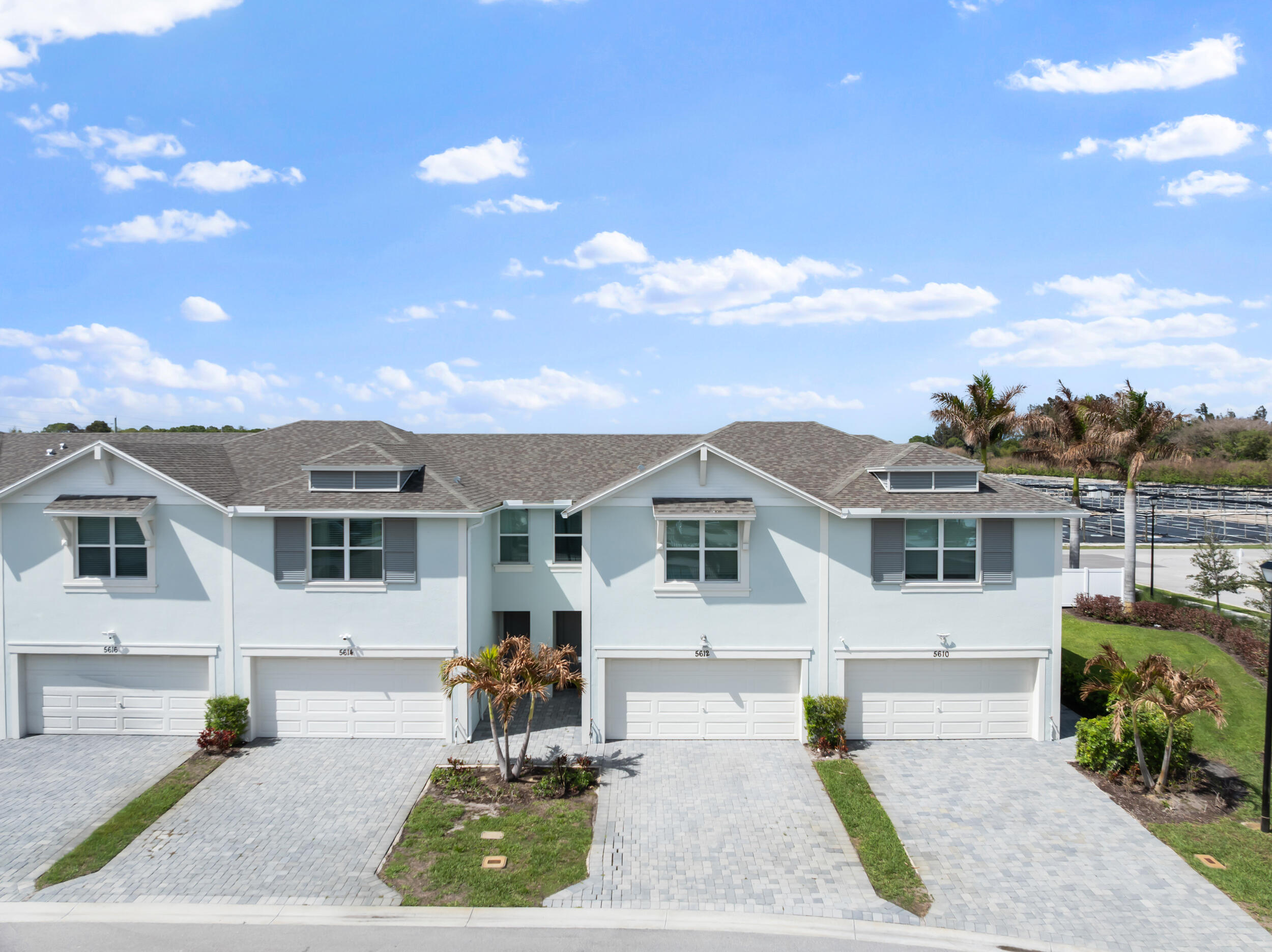 WILLOUGHBY TOWNHOMES PUD - Residential Lease