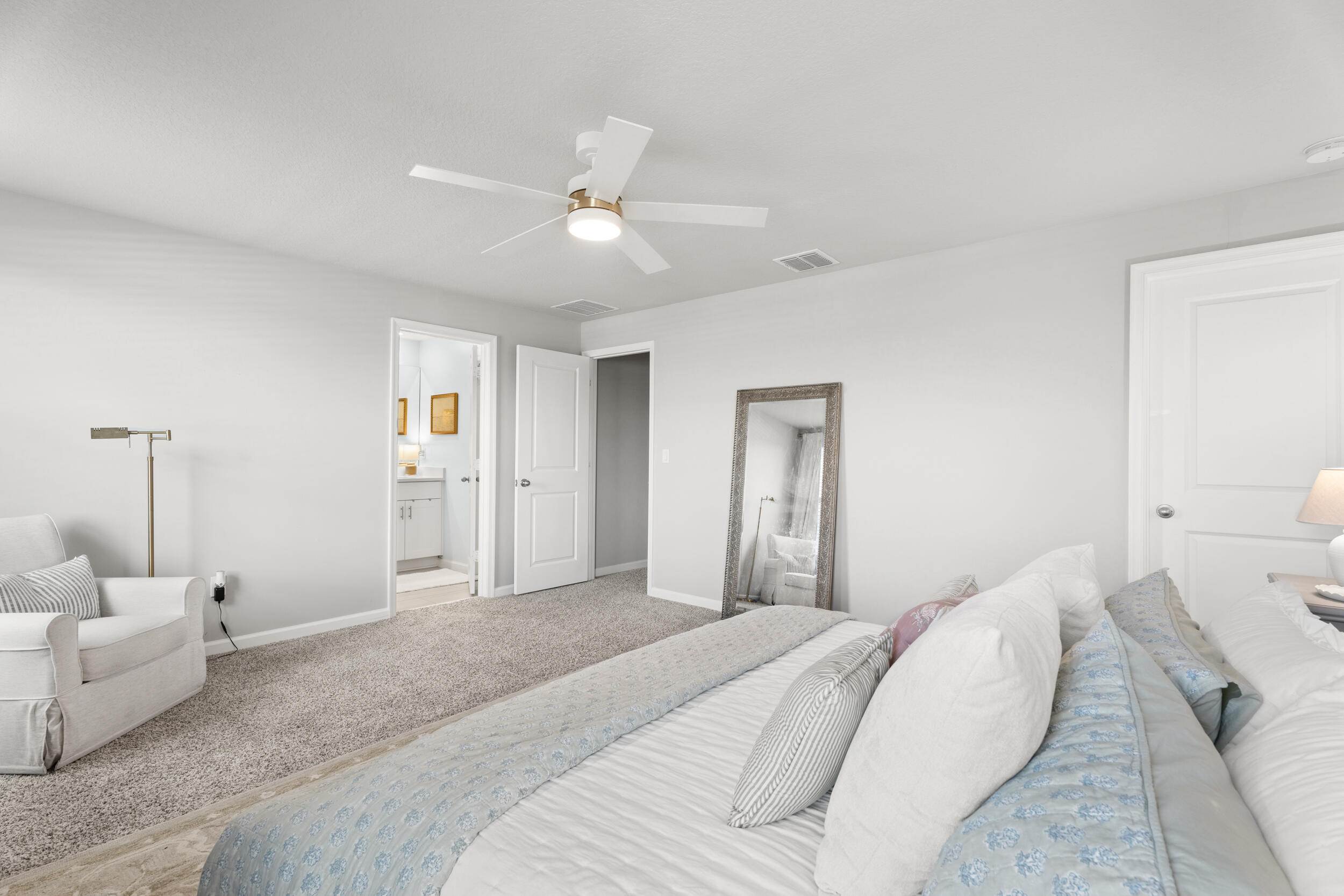 WILLOUGHBY TOWNHOMES PUD - Residential Lease