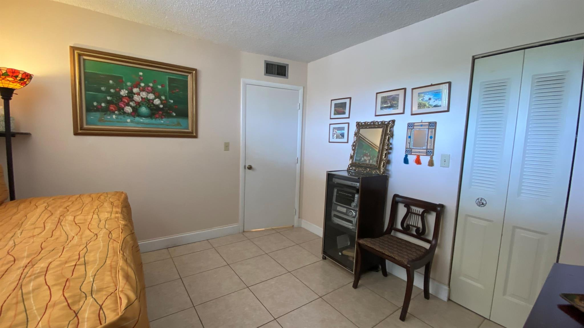 BERMUDA CLUB FIVE CONDO - Residential