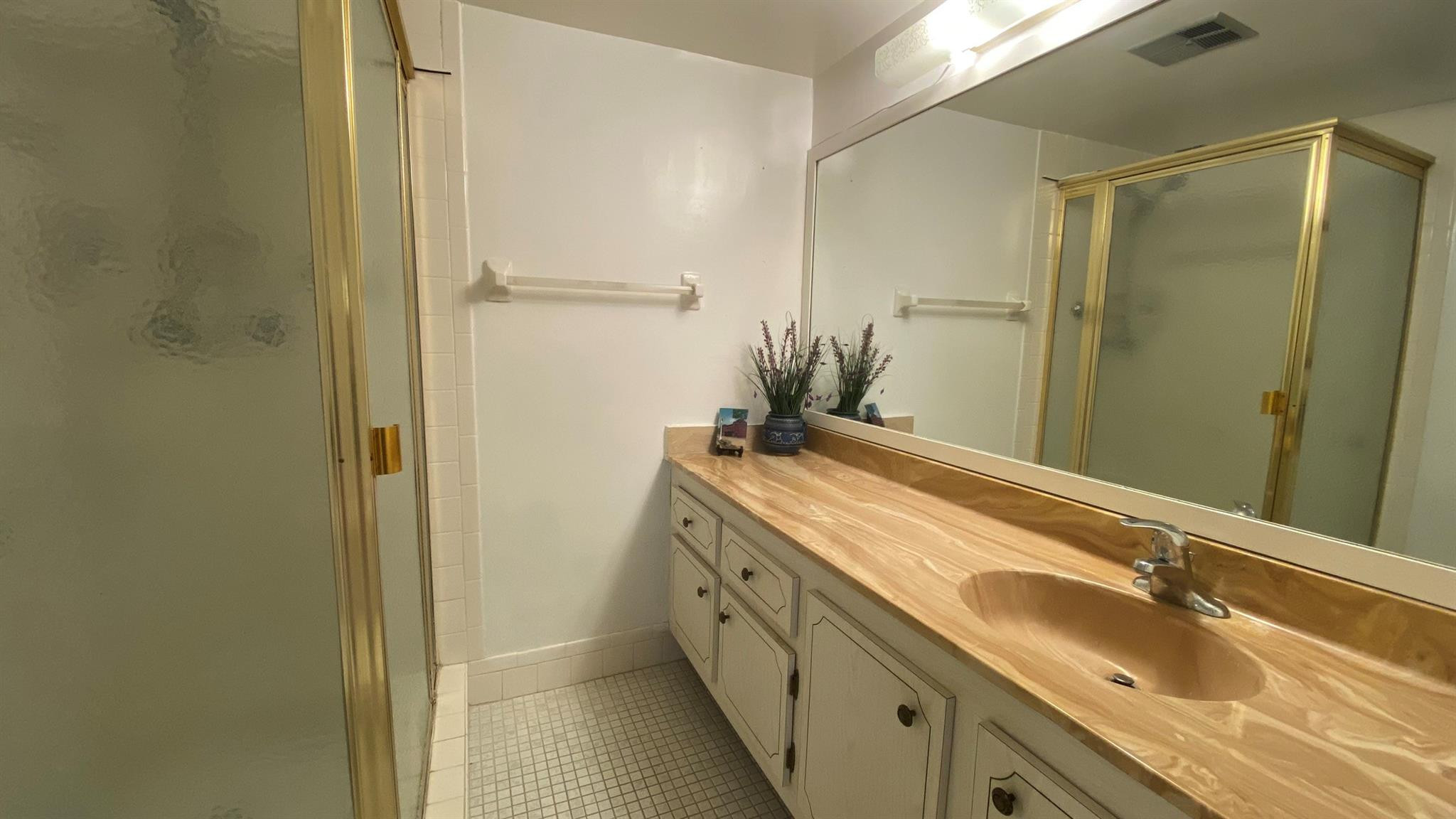 BERMUDA CLUB FIVE CONDO - Residential