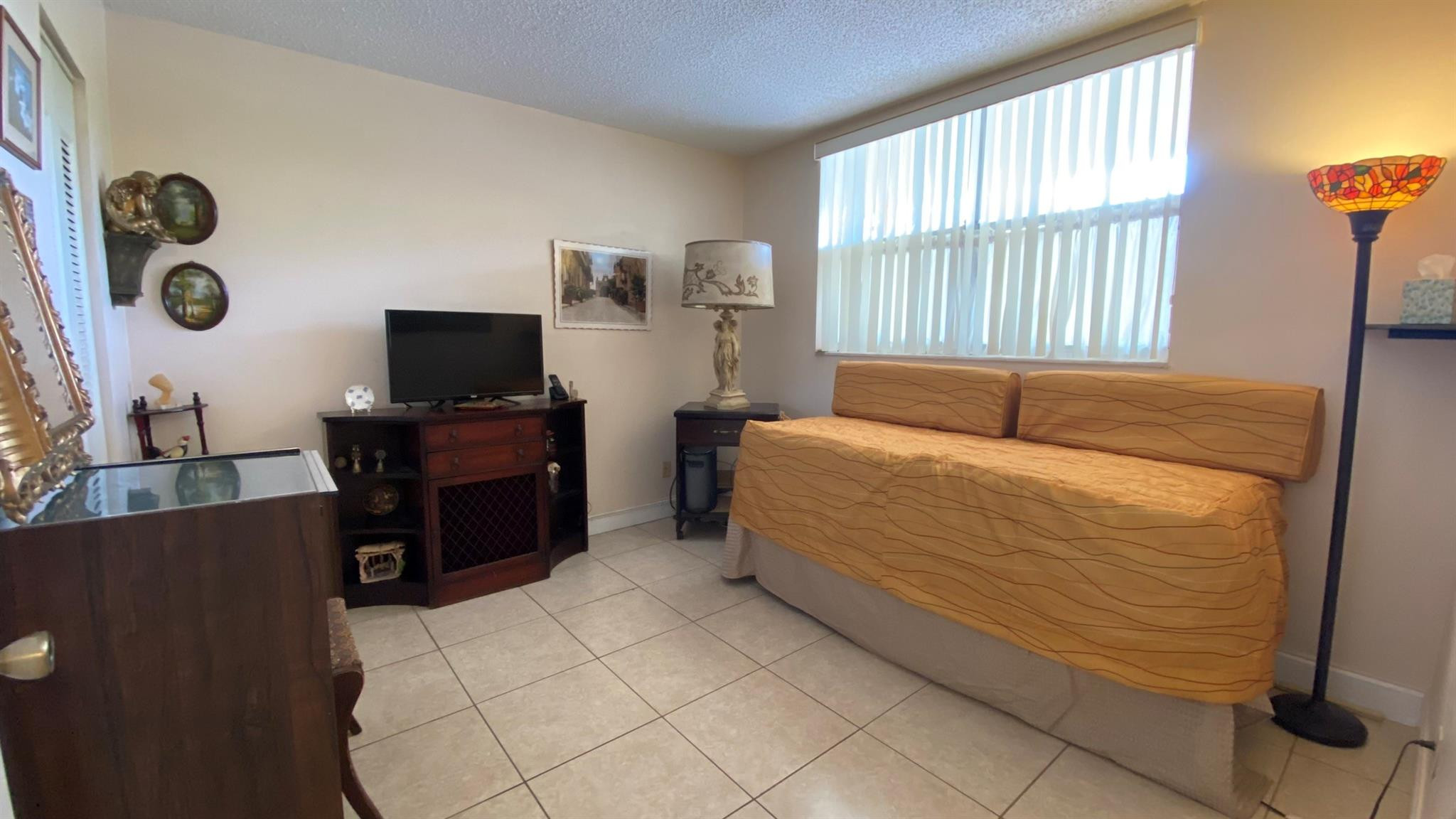 BERMUDA CLUB FIVE CONDO - Residential