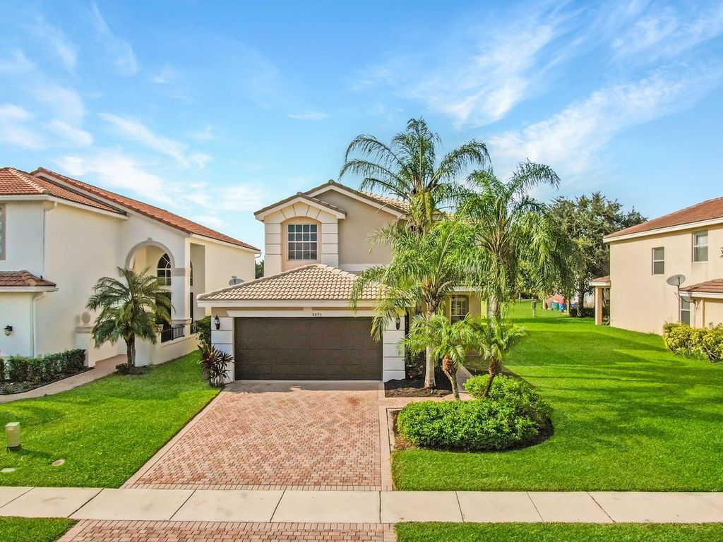 Photo of 8895 Chestnut Ridge Way, Boynton Beach, FL 33473 (MLS # B26022981)