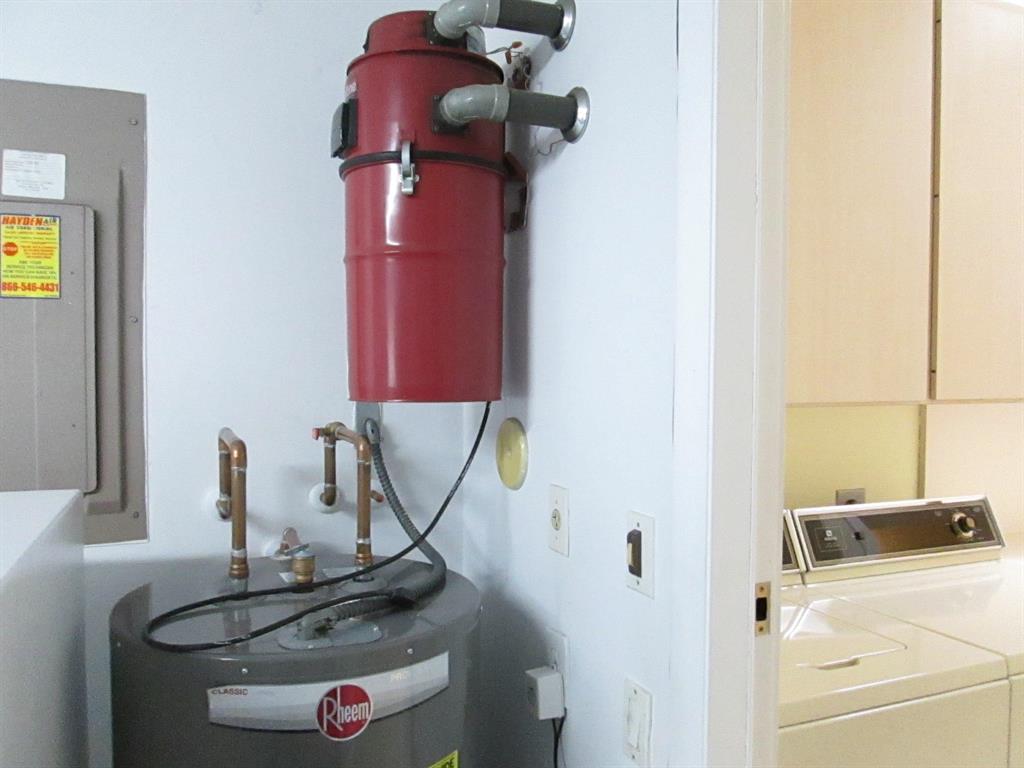 PRESERVE PLATS NO 1 2 & 3 THE - Residential