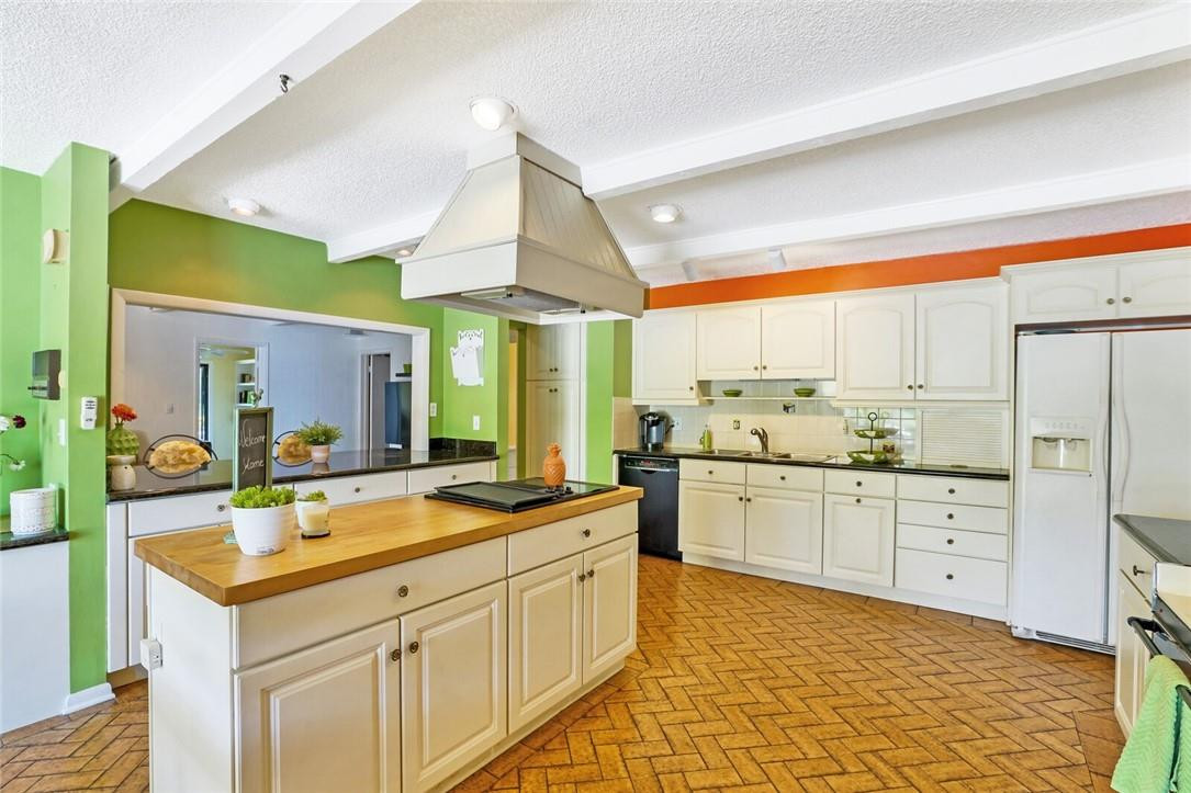 Running Brook Hills 70-23 - Residential