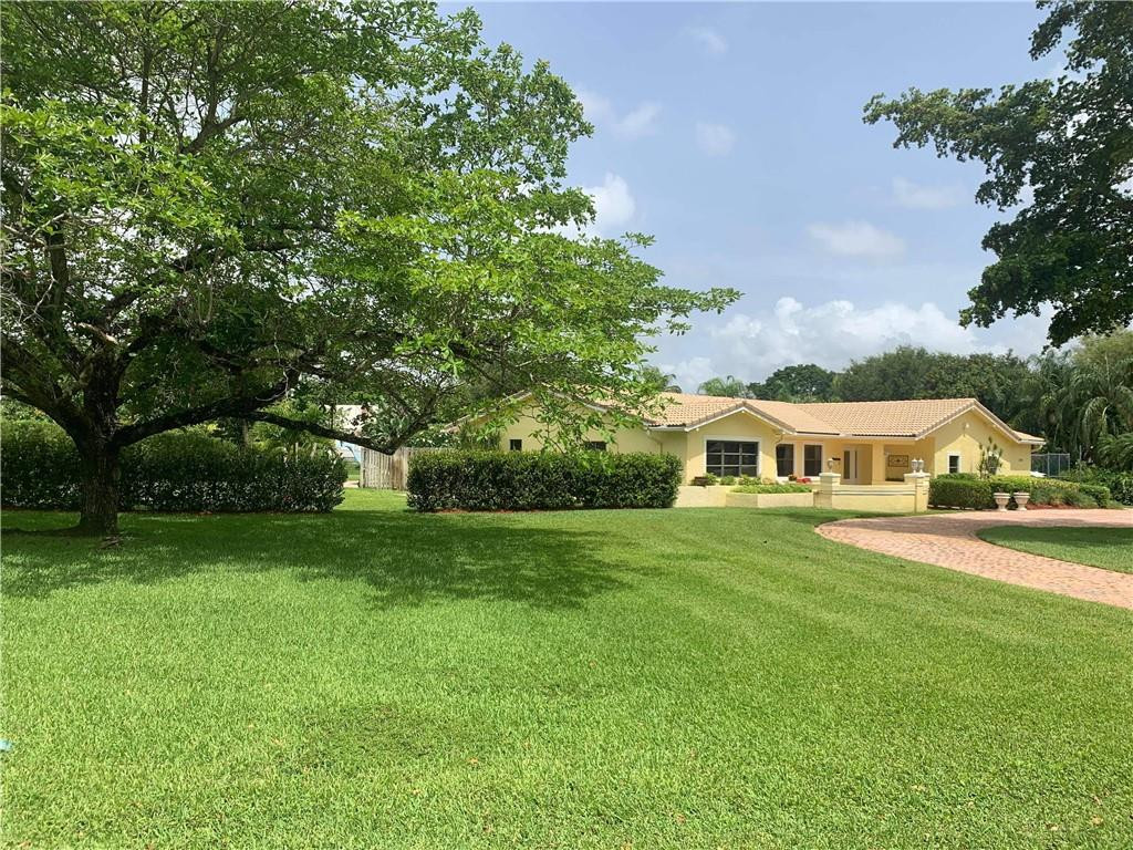 Running Brook Hills 70-23 - Residential