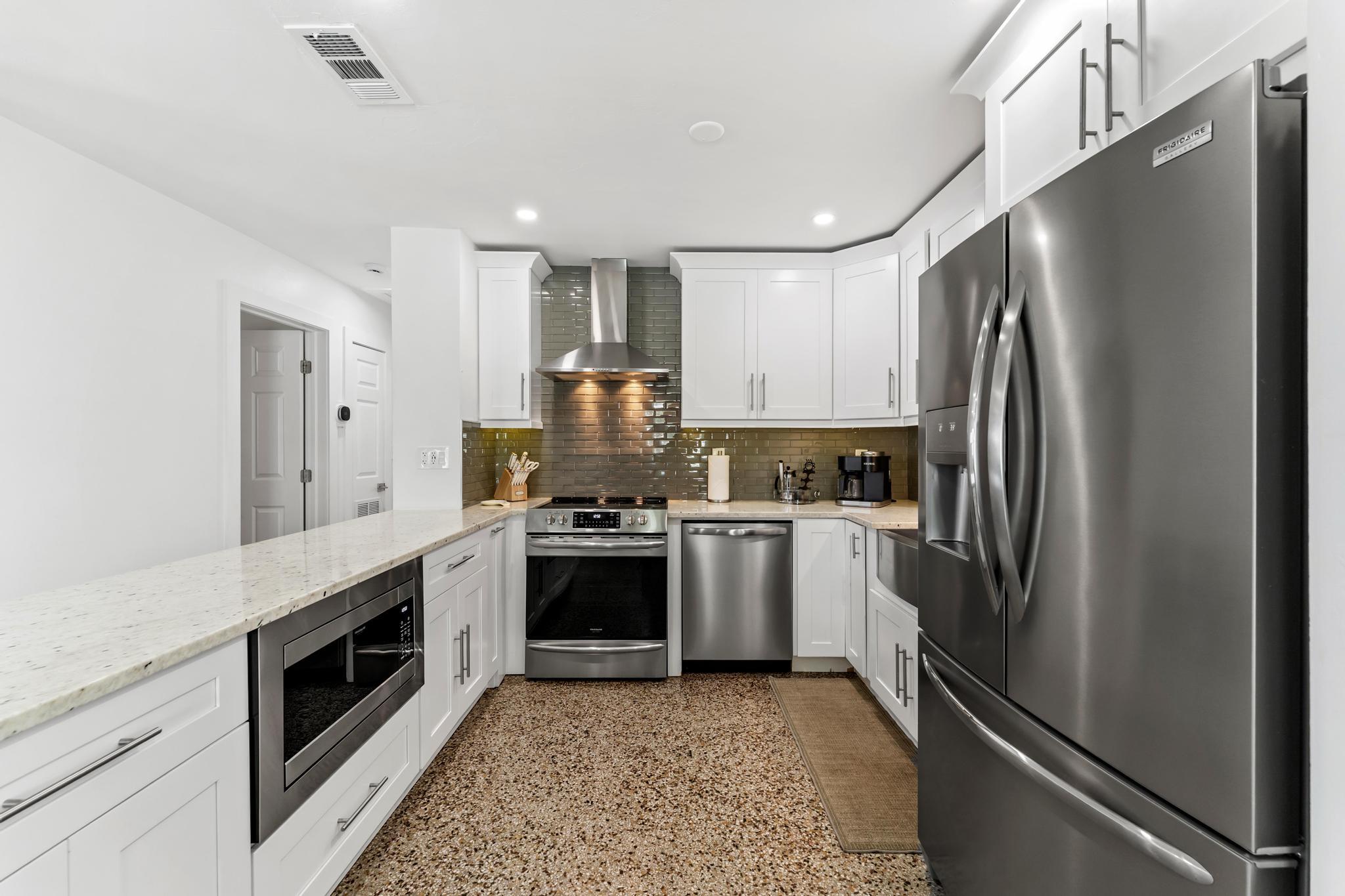 HILLSIDE PARK - Residential