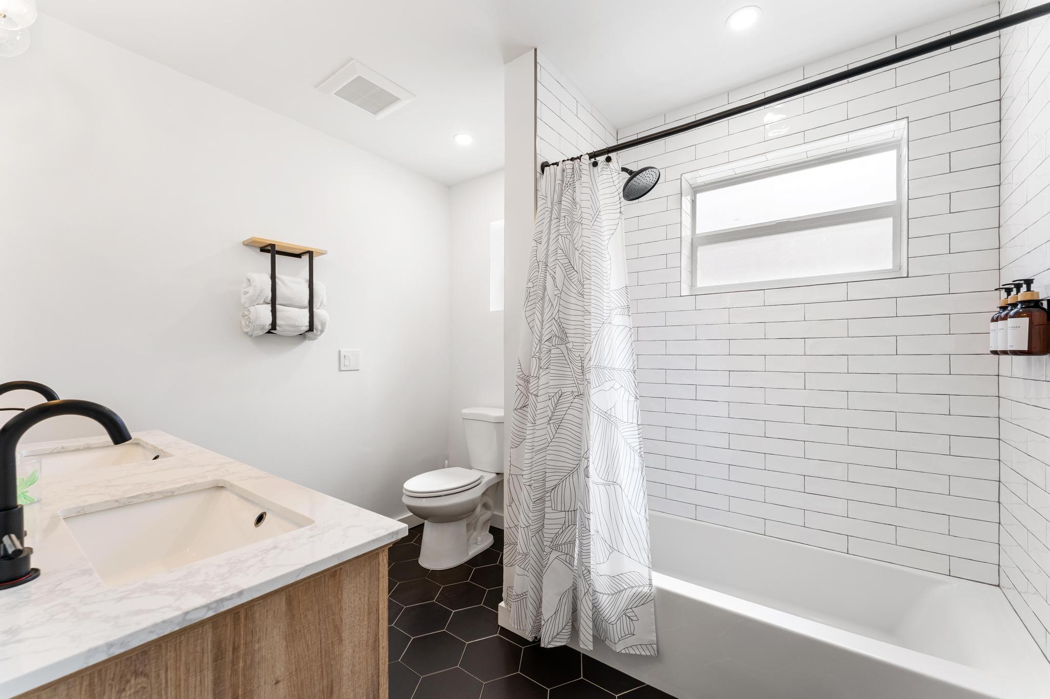 HILLSIDE PARK - Residential