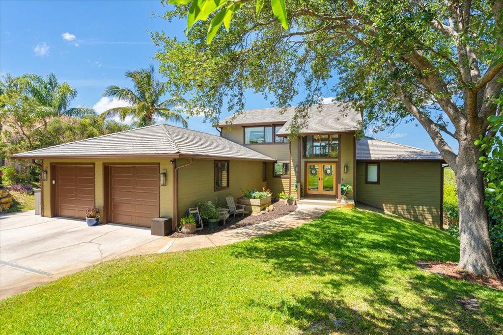 Photo of 3781 NE Sugarhill Avenue, Jensen Beach, FL 34957 (MLS # R11088225)