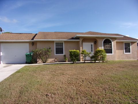 A home in Port Saint Lucie