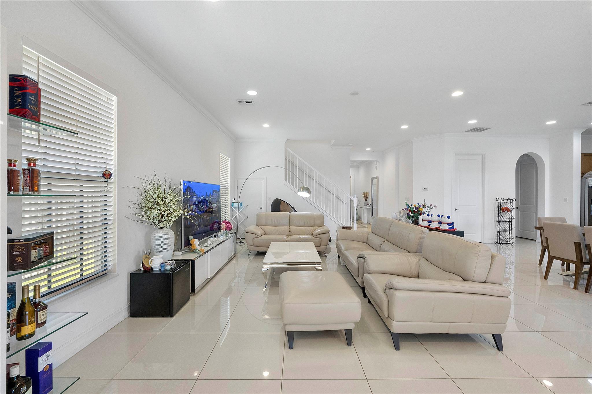 Bruschi Prop 180-105 B - Residential