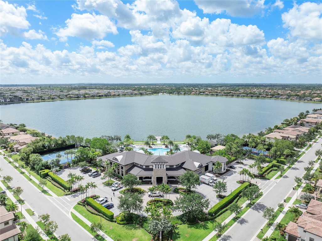 Bruschi Prop 180-105 B - Residential