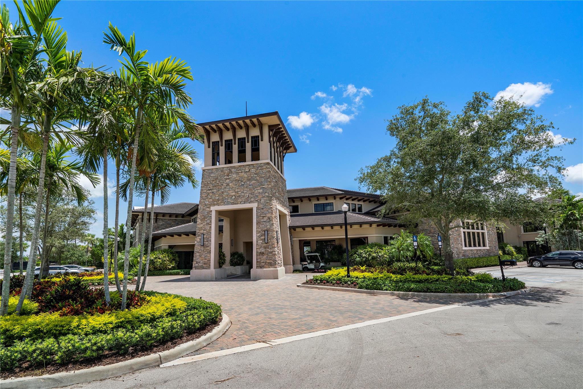 Bruschi Prop 180-105 B - Residential