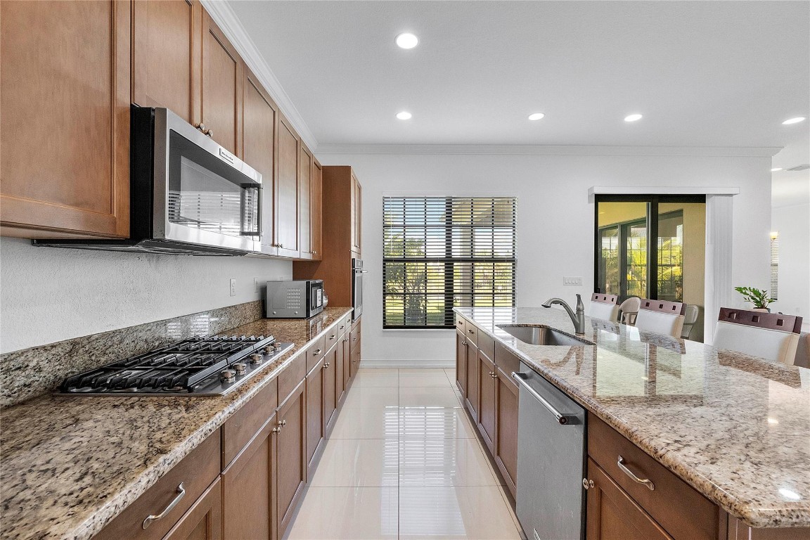 Bruschi Prop 180-105 B - Residential