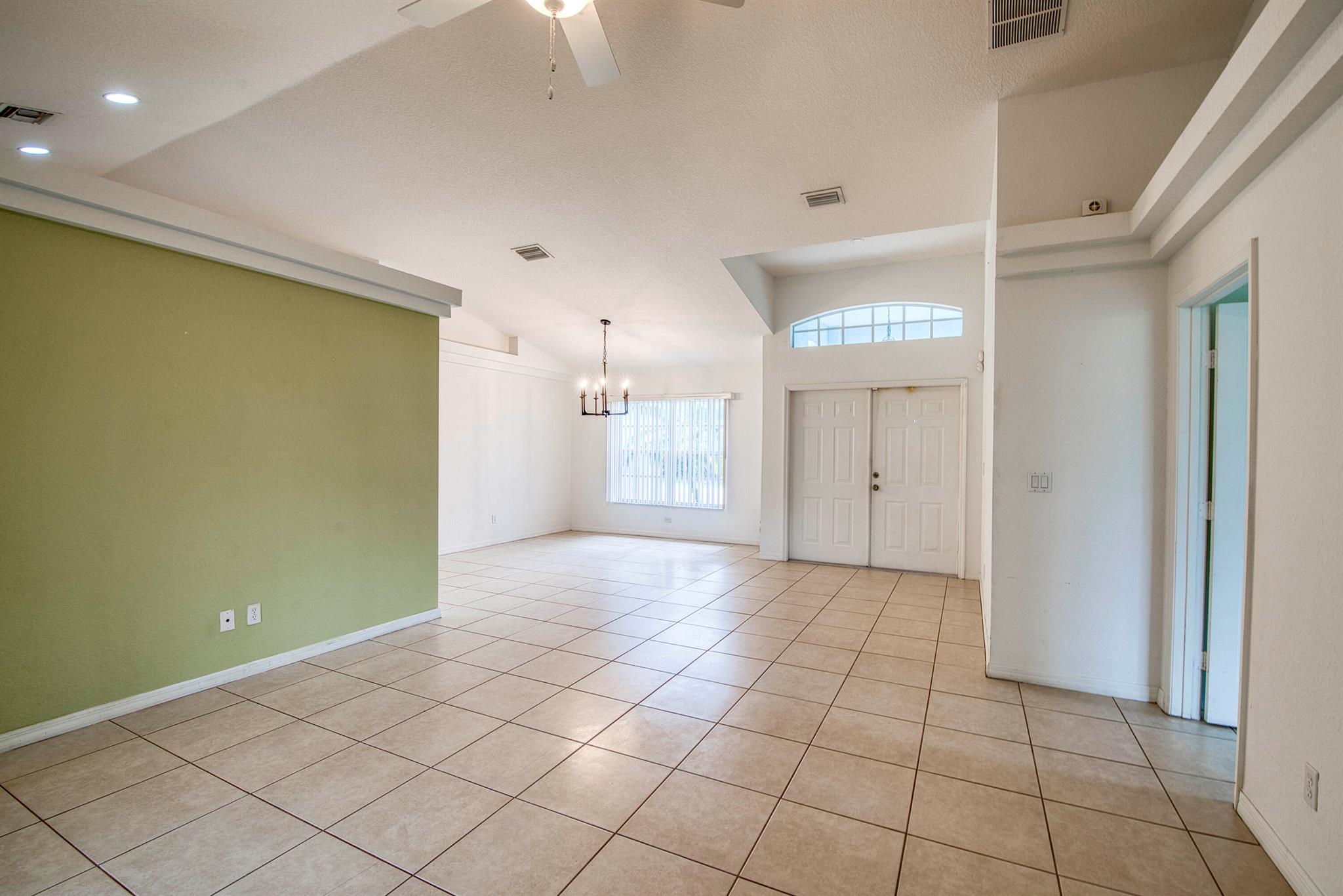 883 SW Mccall Road
