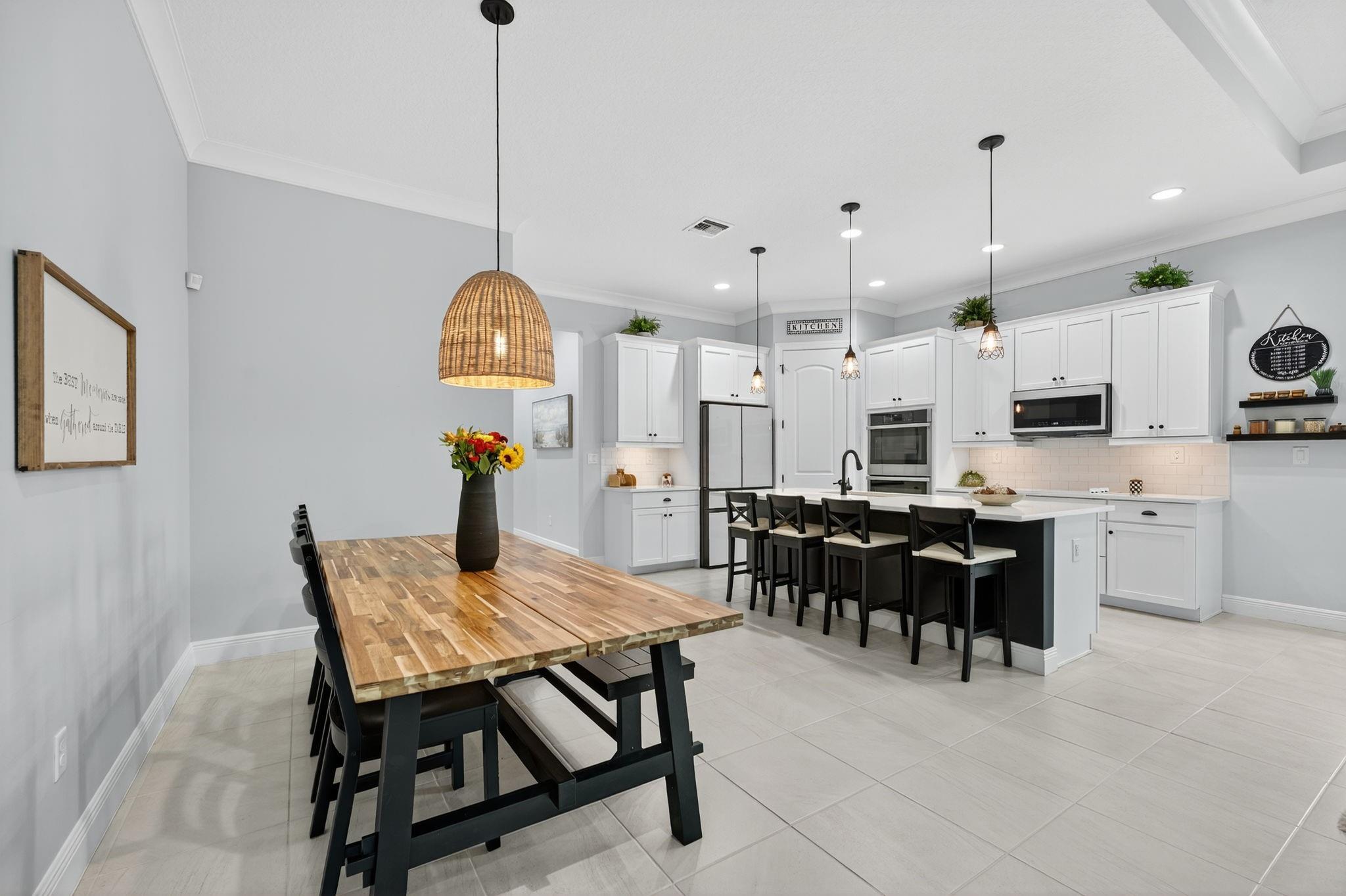 Coral Lago 182-31 B - Residential