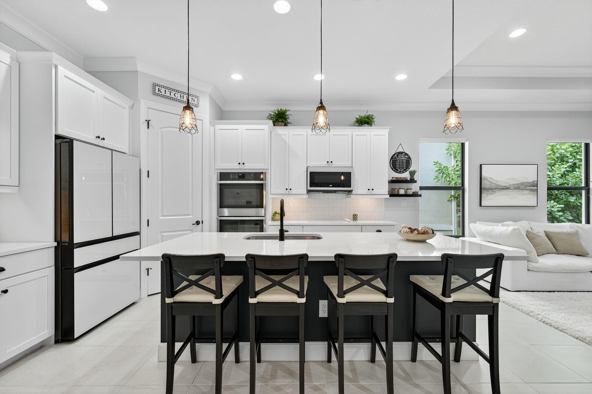 Coral Lago 182-31 B - Residential