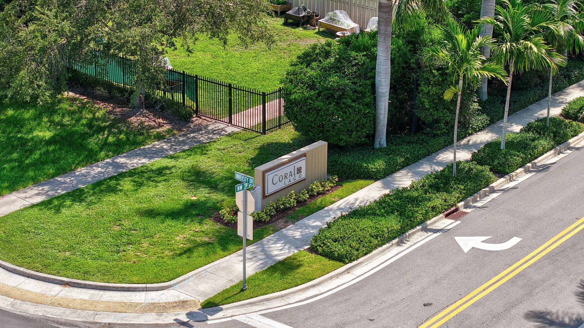 Coral Lago 182-31 B - Residential