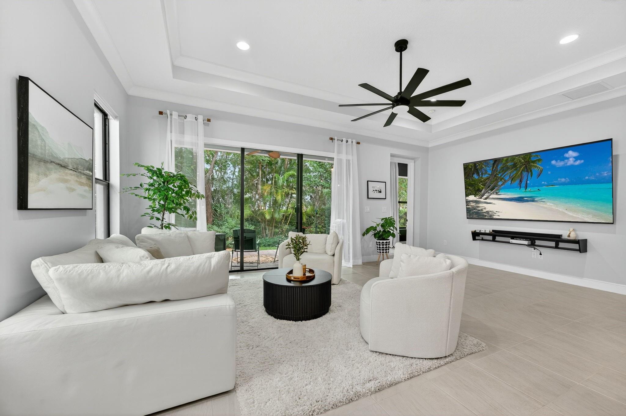 Coral Lago 182-31 B - Residential