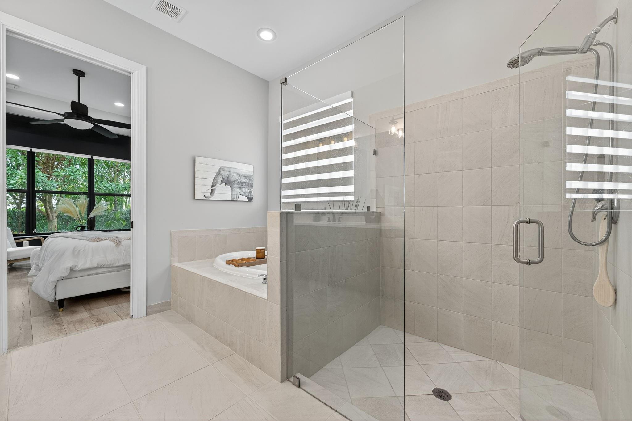 Coral Lago 182-31 B - Residential