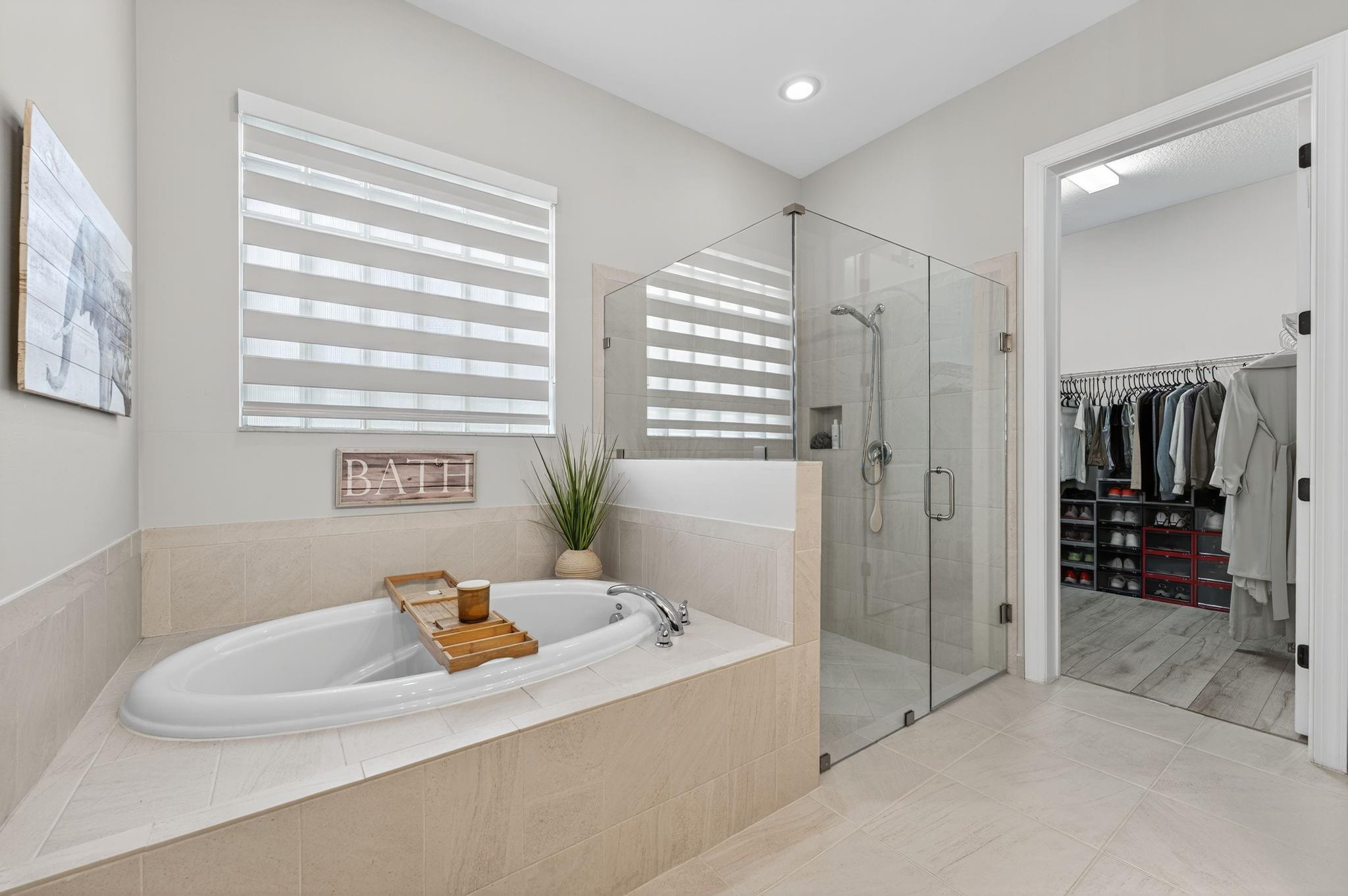 Coral Lago 182-31 B - Residential