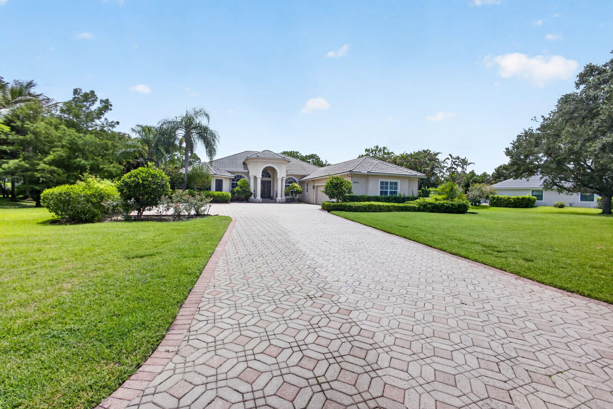 8055 Woodsmuir Drive