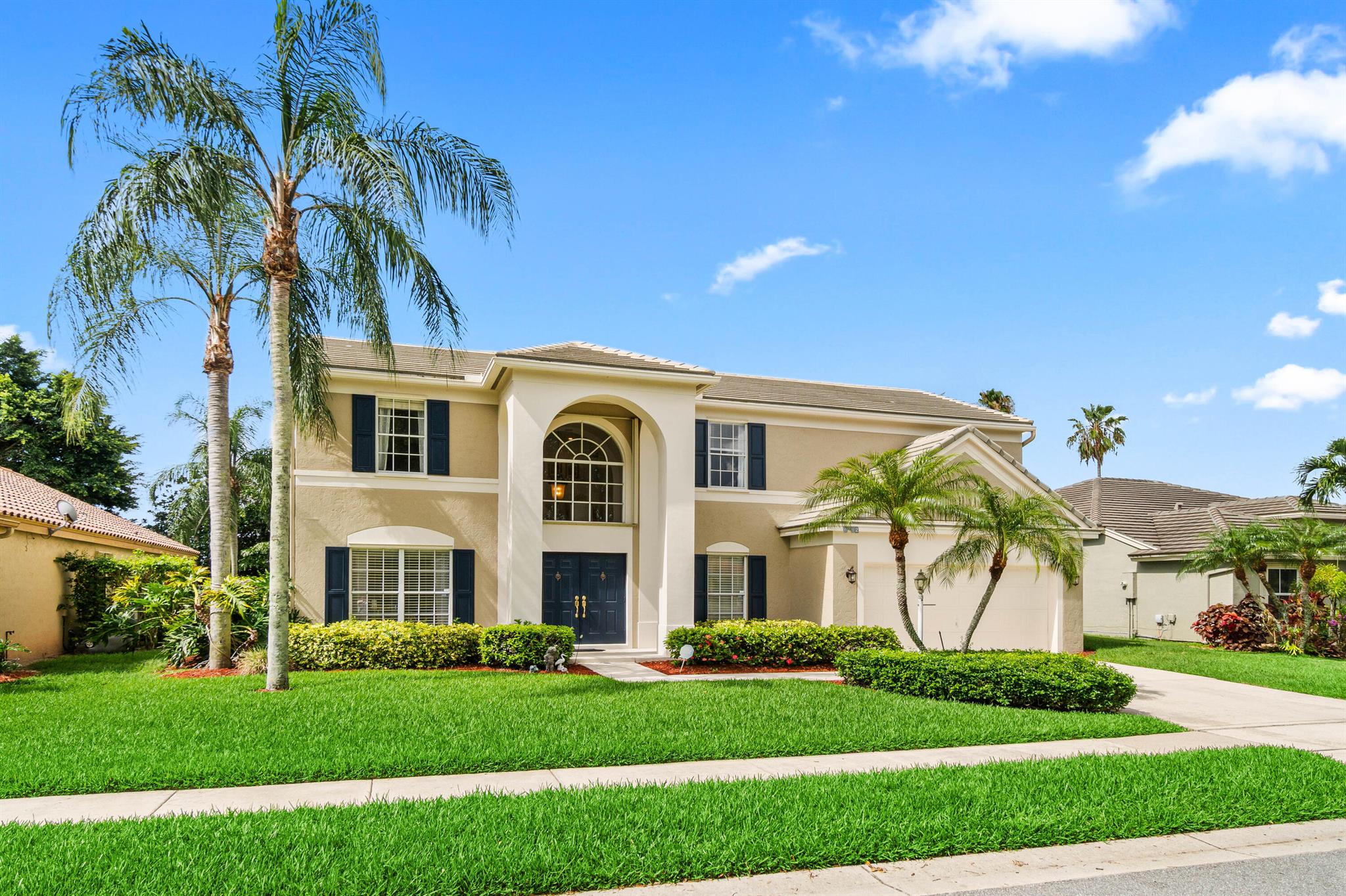 6392 Old Medinah Circle