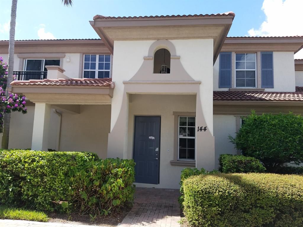 Photo of 144 Evergrene Parkway, Palm Beach Gardens, FL 33410 (MLS # R10692610)