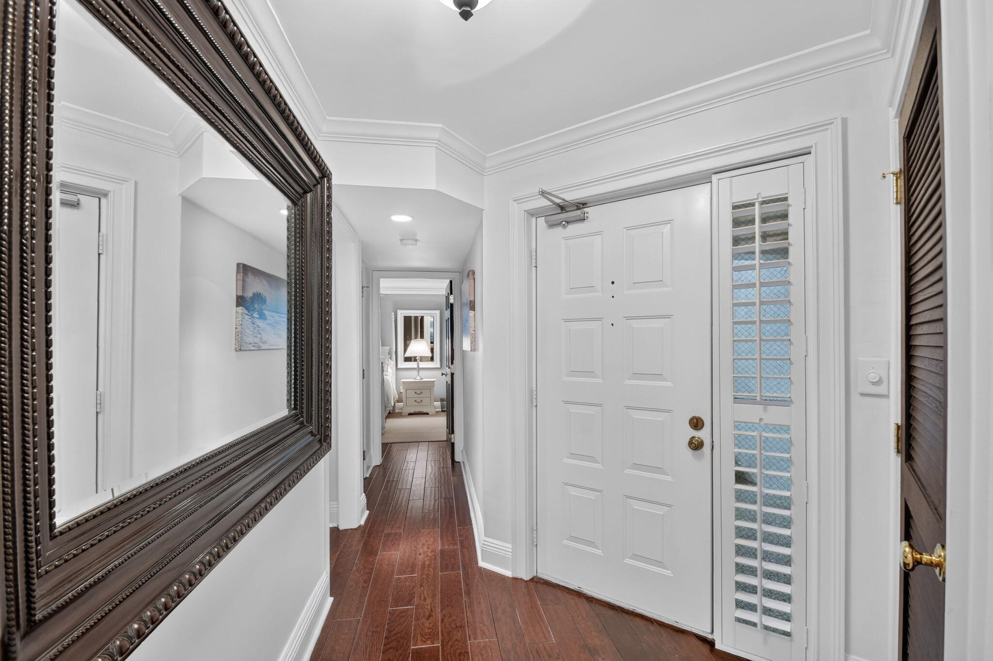 Properties 102 Half Moon Circle F2