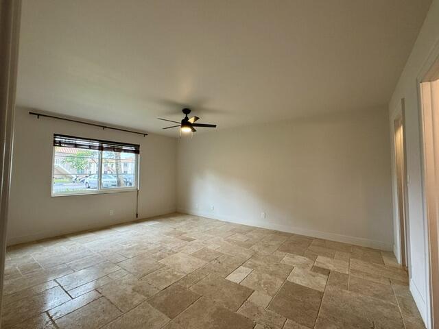 124 NE 19th Court B102