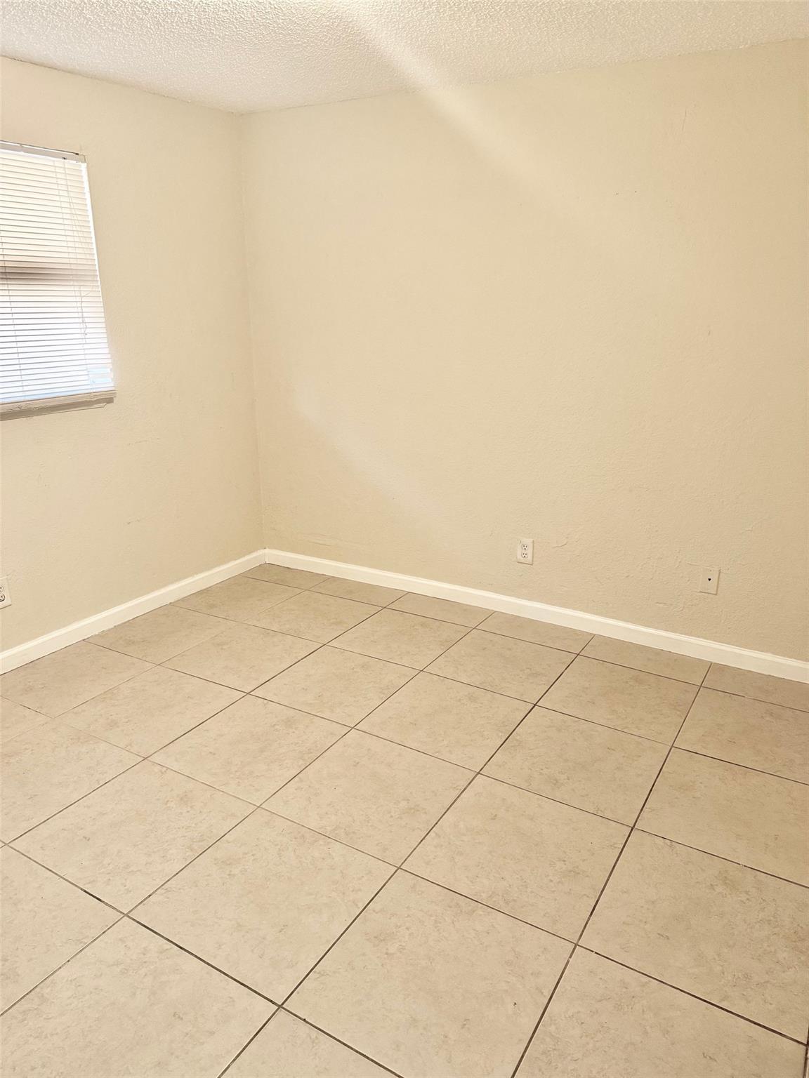 Washington Park Fourth Ad - Residential Lease