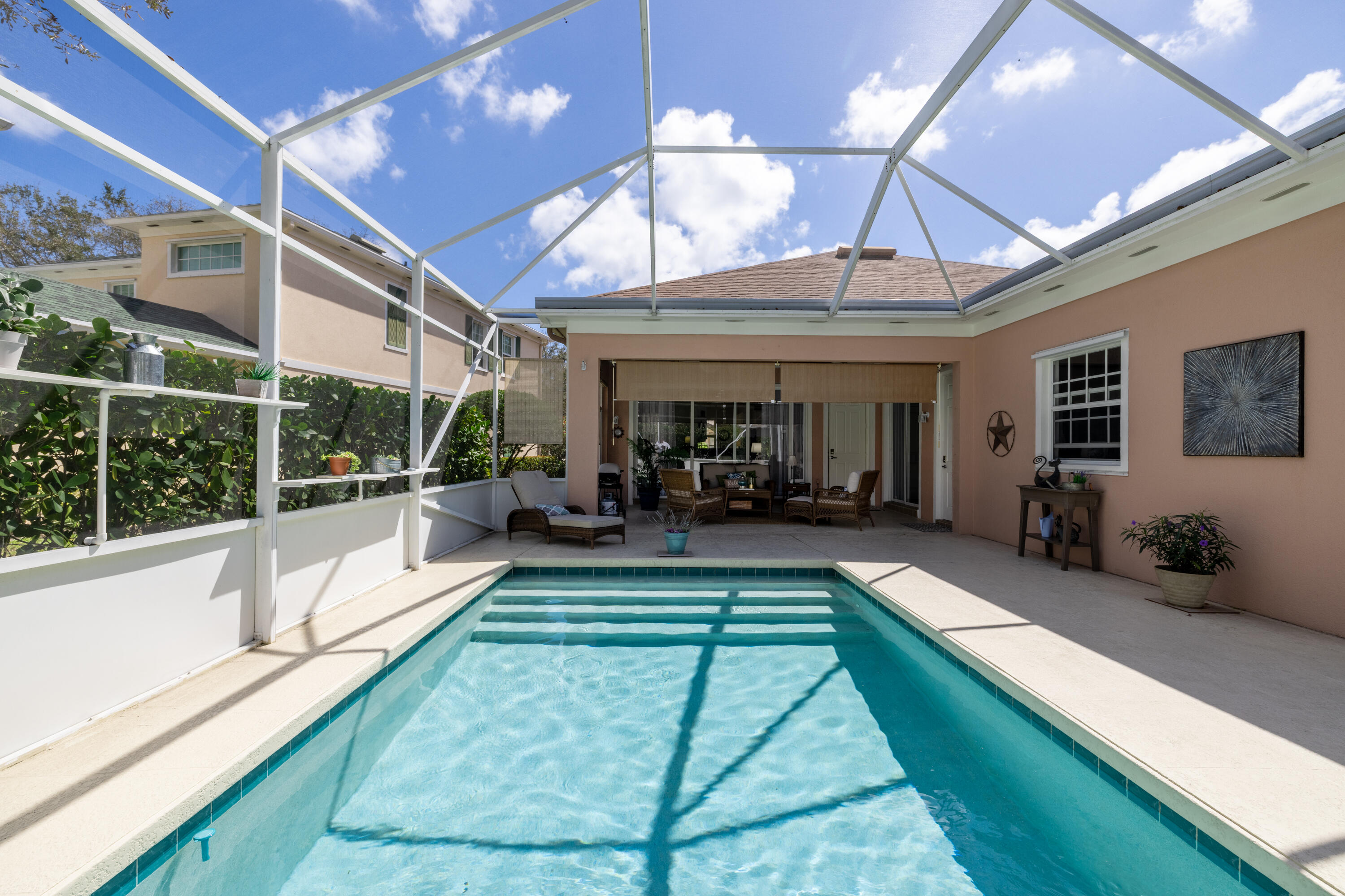 CAMBRIDGE AT ABACOA - Residential