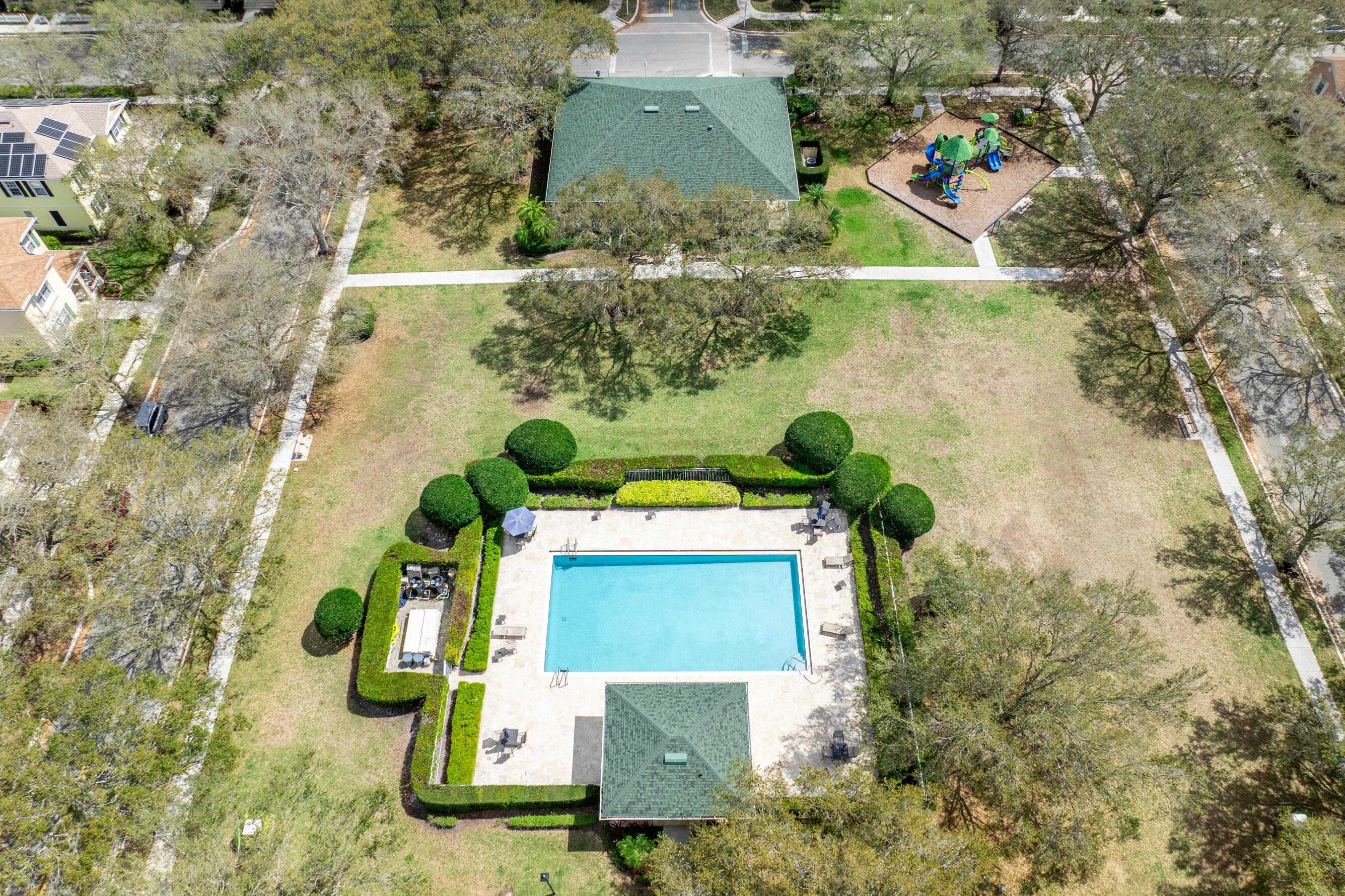 CAMBRIDGE AT ABACOA - Residential