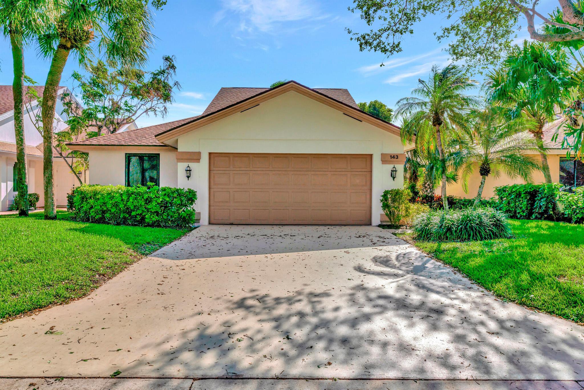 RIDGE AT THE BLUFFS - Residential Lease