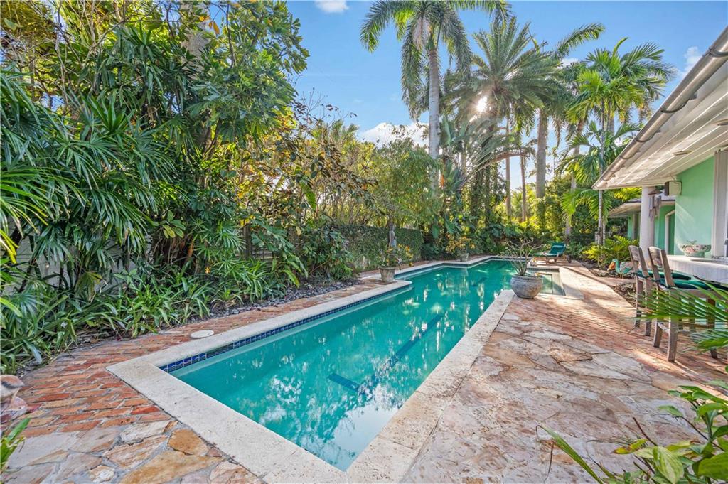 VICTORIA PARK - Residential