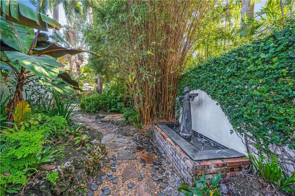 VICTORIA PARK - Residential