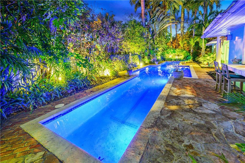 VICTORIA PARK - Residential