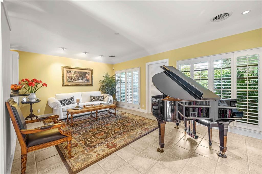 VICTORIA PARK - Residential