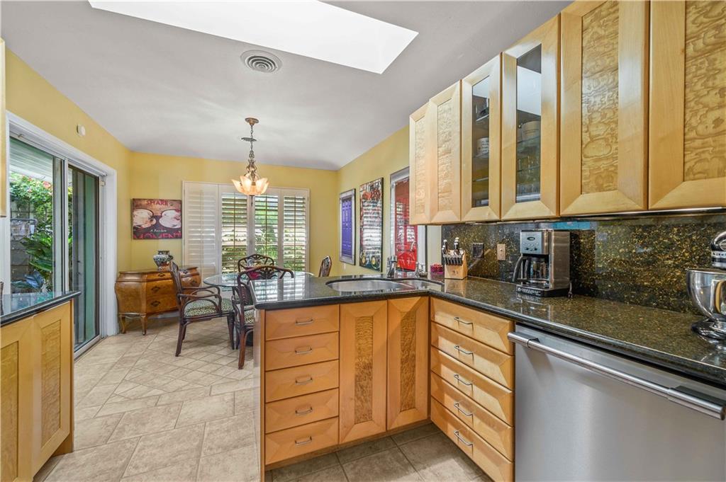 VICTORIA PARK - Residential