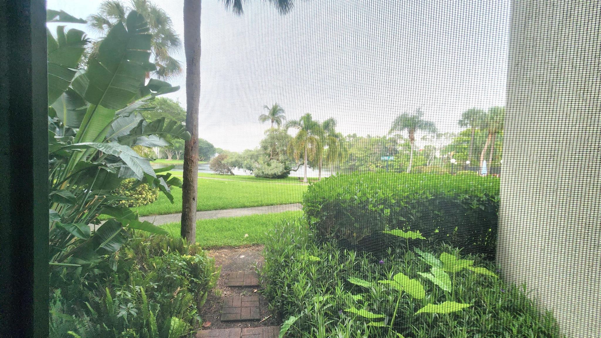 LAKESIDE CONDO - Residential Lease