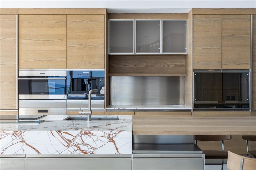 AUBERGE BEACH RESIDENCES - Residential