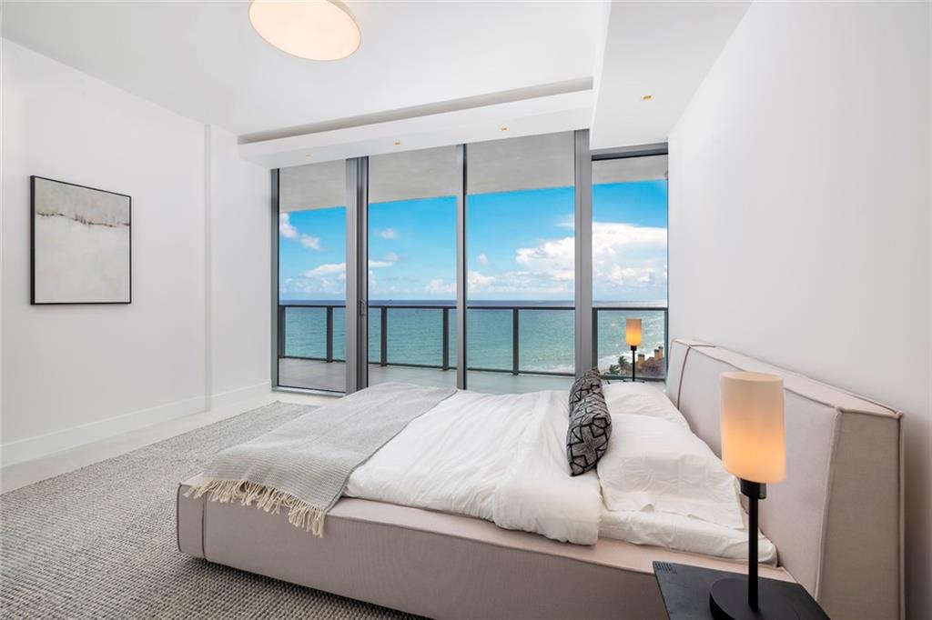 AUBERGE BEACH RESIDENCES - Residential