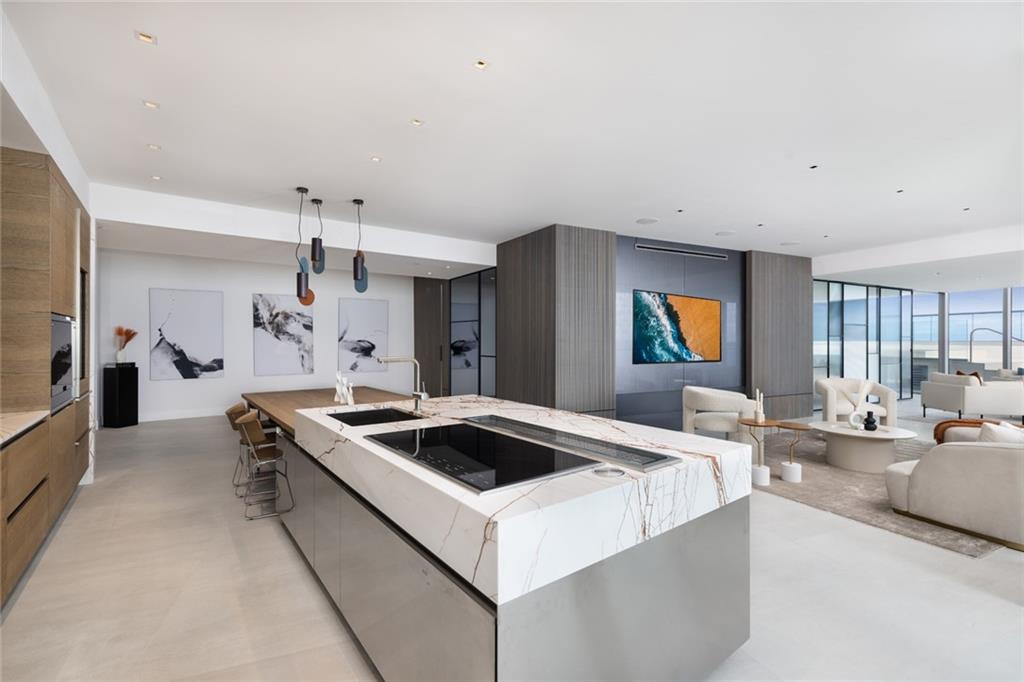 AUBERGE BEACH RESIDENCES - Residential